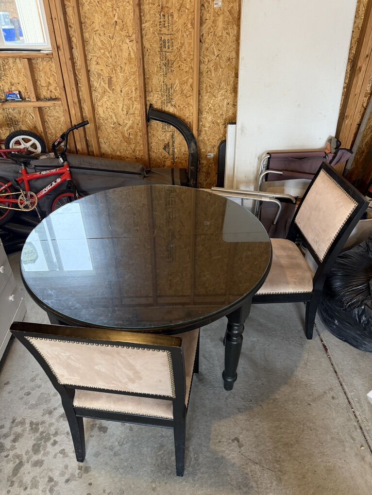 Round Glass Top Dining Table with 2 Chairs