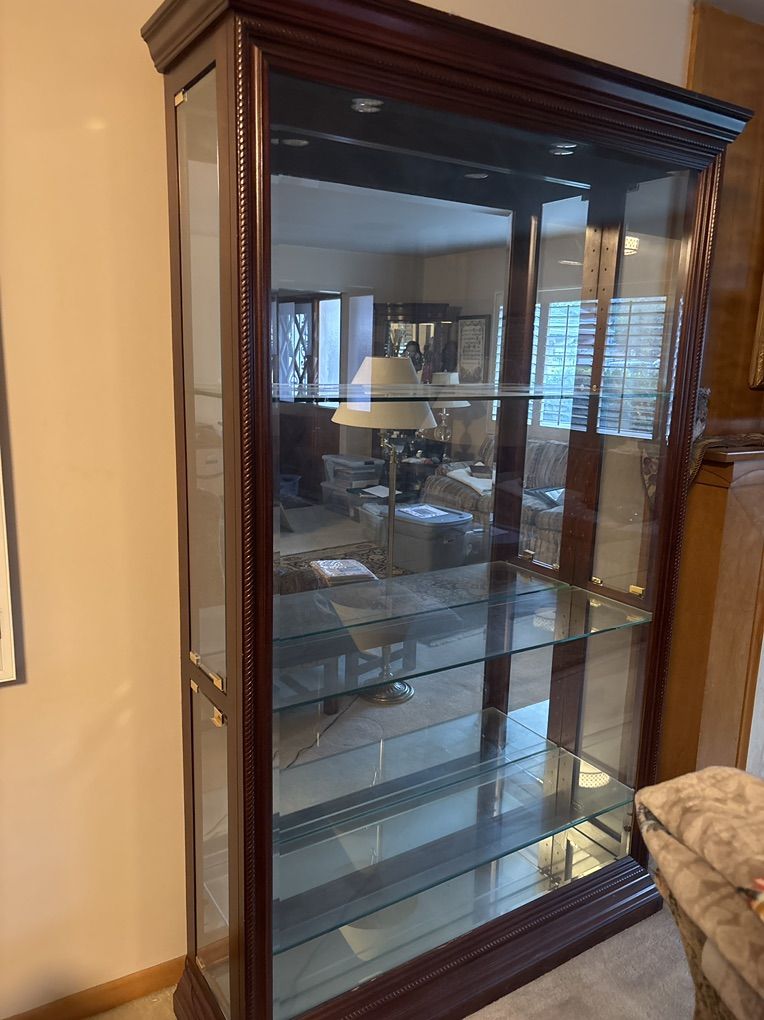 Beautiful Fine Wood Curio Cabinet Display Case