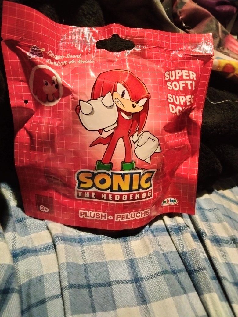 knuckles plush