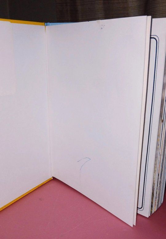 Main image 6