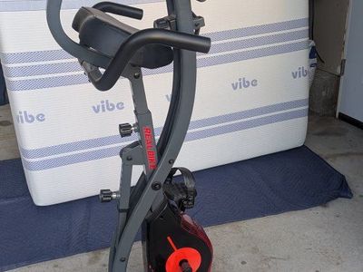 Foldable recumbent bicycle