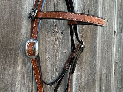 Western Leather Horse Bridle Headstall Tooled Leather Silver Conchos Buckles