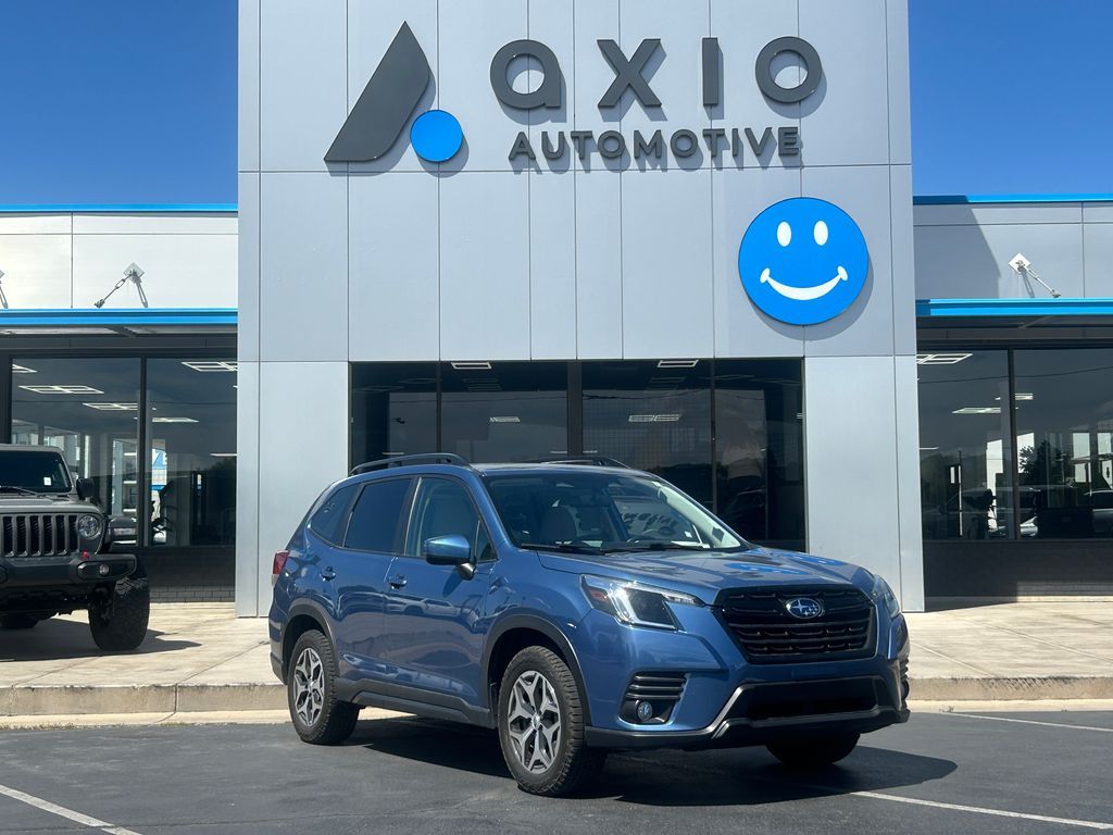 2023 Subaru Forester Premium