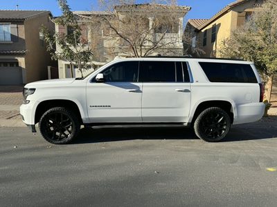 2017 Chevrolet Suburban LT