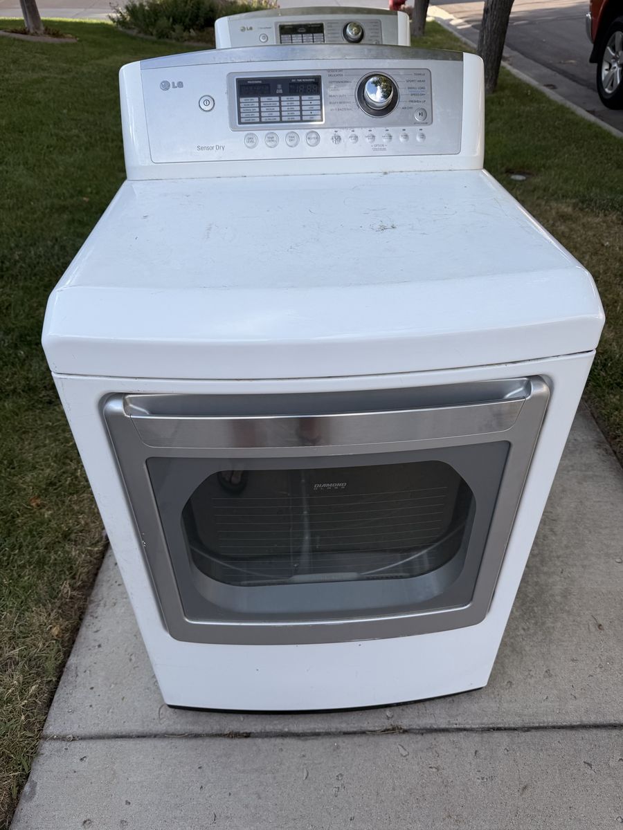 LG Sensor Dry Electric Dryer - White with Silver Accents