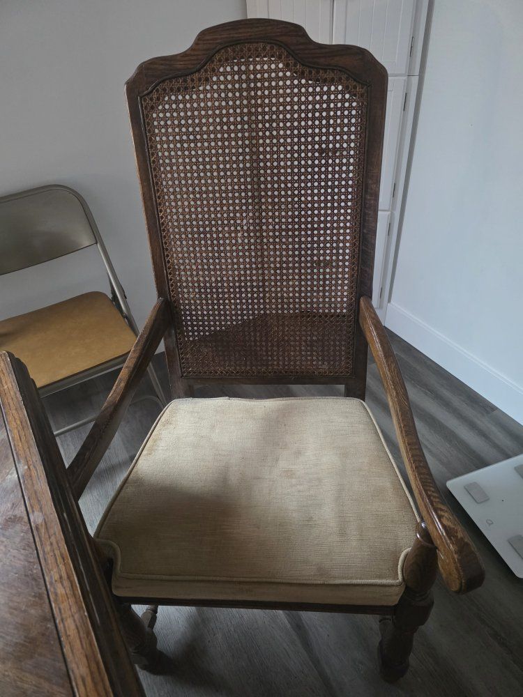 Main image 4