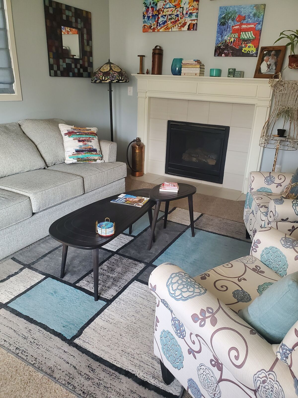 PRIVATE ROOM AND BATH FOR RENT IN BEAUTIFUL DAYBREAK. GREAT NEIGHBORHOOD AND NEIGHBORS!!!!!