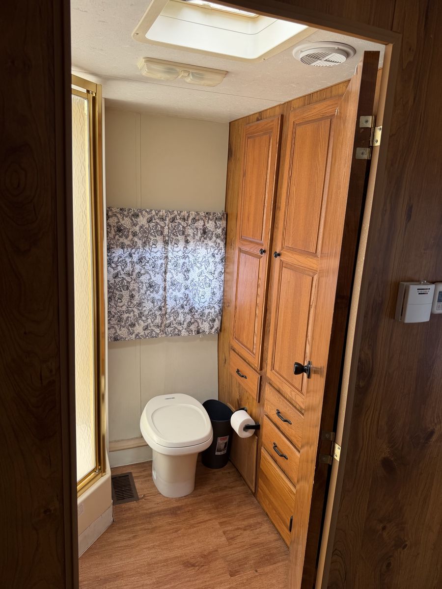 Main image 7