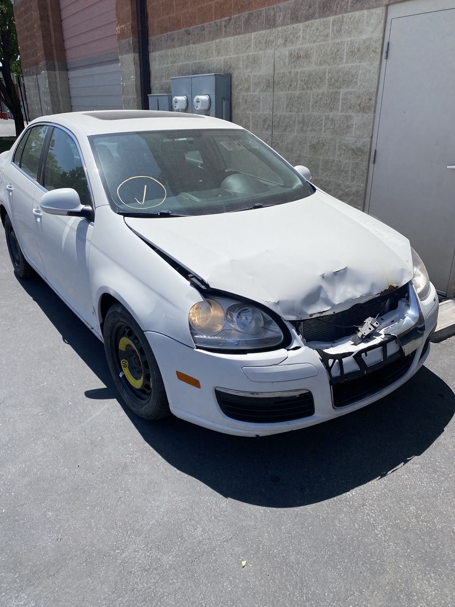 2010 VW volkswagen Jetta Sedan TDI turbo diesel Auto 207k Project car