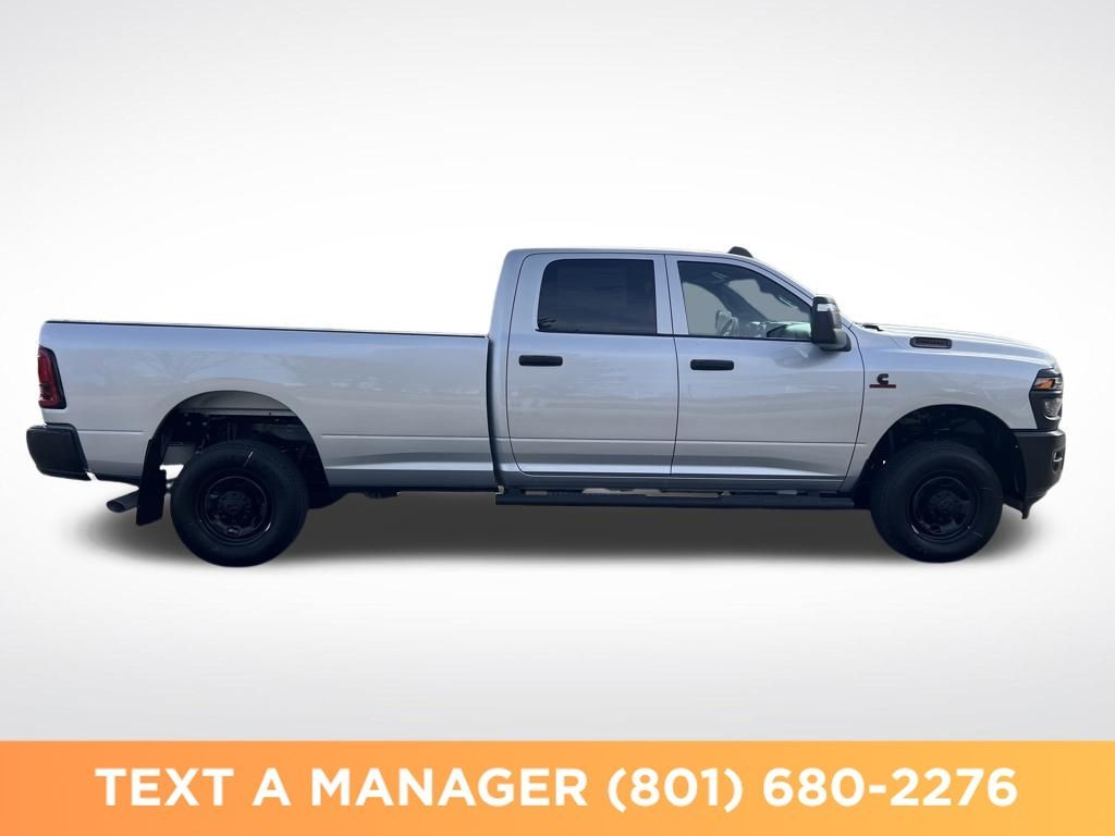 Main image 6