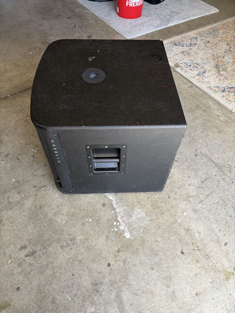 Main image 3