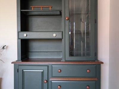 China Hutch / Buffet