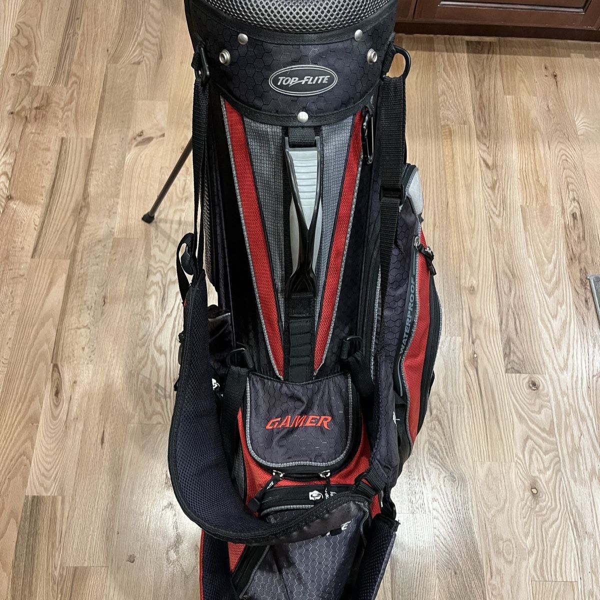 Main image 3