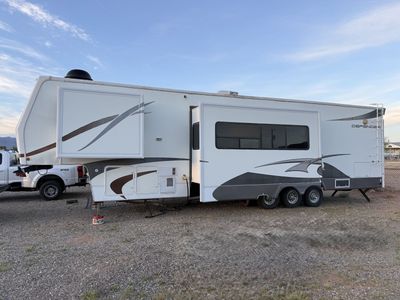 40' Alpinelite Toy Hauler