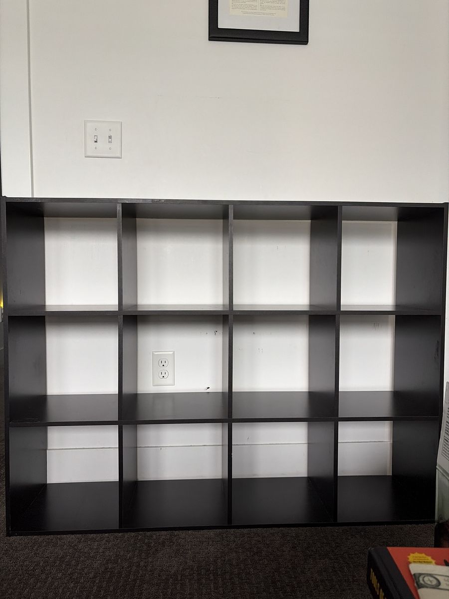Main image 3