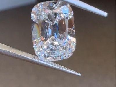 3.05 Carats Old Mine Cushion Cut Loose Lab Diamond Gemstone E VVS2 IGI Certified