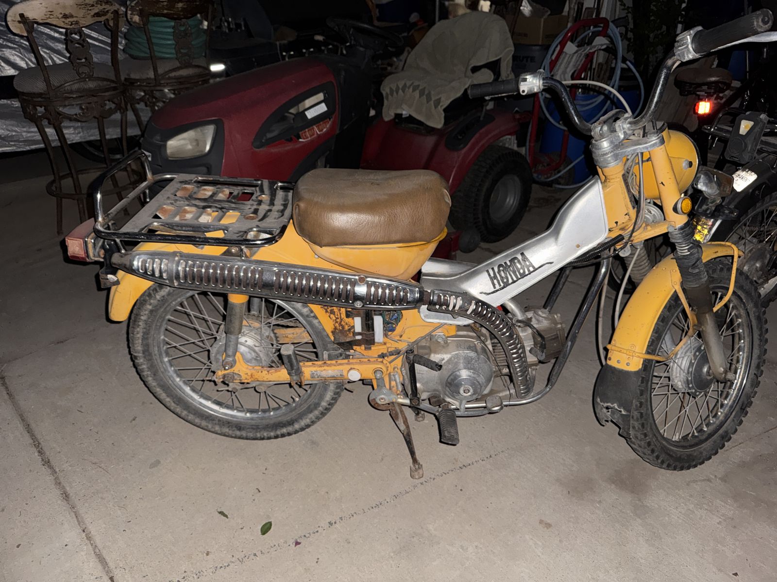 Honda trail 90