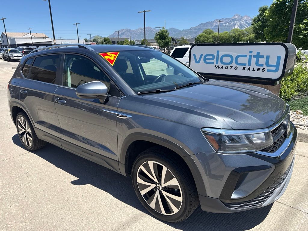 2024 Volkswagen Taos SE