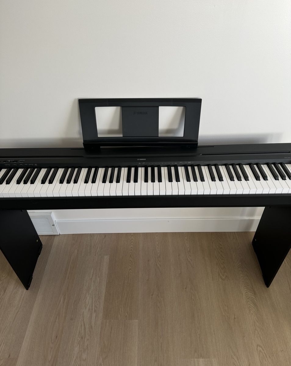 Yamaha Graded Hammer Action Digital Piano & Ec.