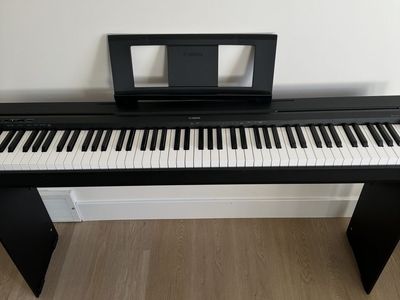 Yamaha Graded Hammer Action Digital Piano & Ec.