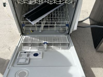 Whirlpool Built-In Stainless Steel Dishwasher