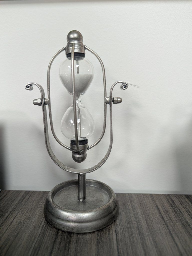 desk hourglass