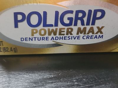 free poligrip denture adhesive