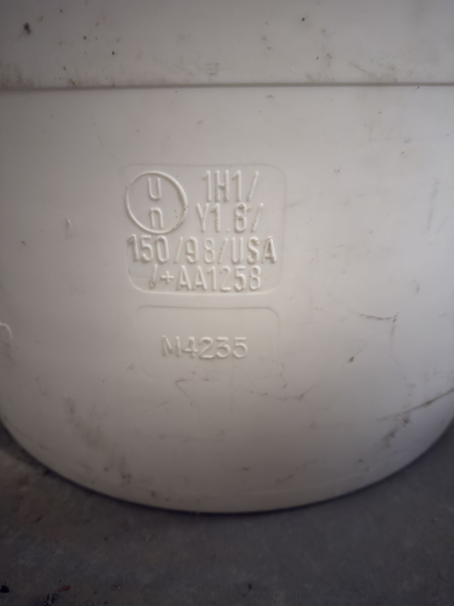 Main image 3