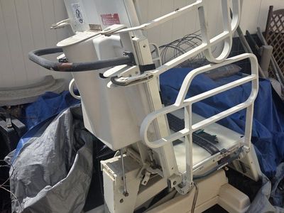Medical Transport Chair / Stretcher Lift Chair