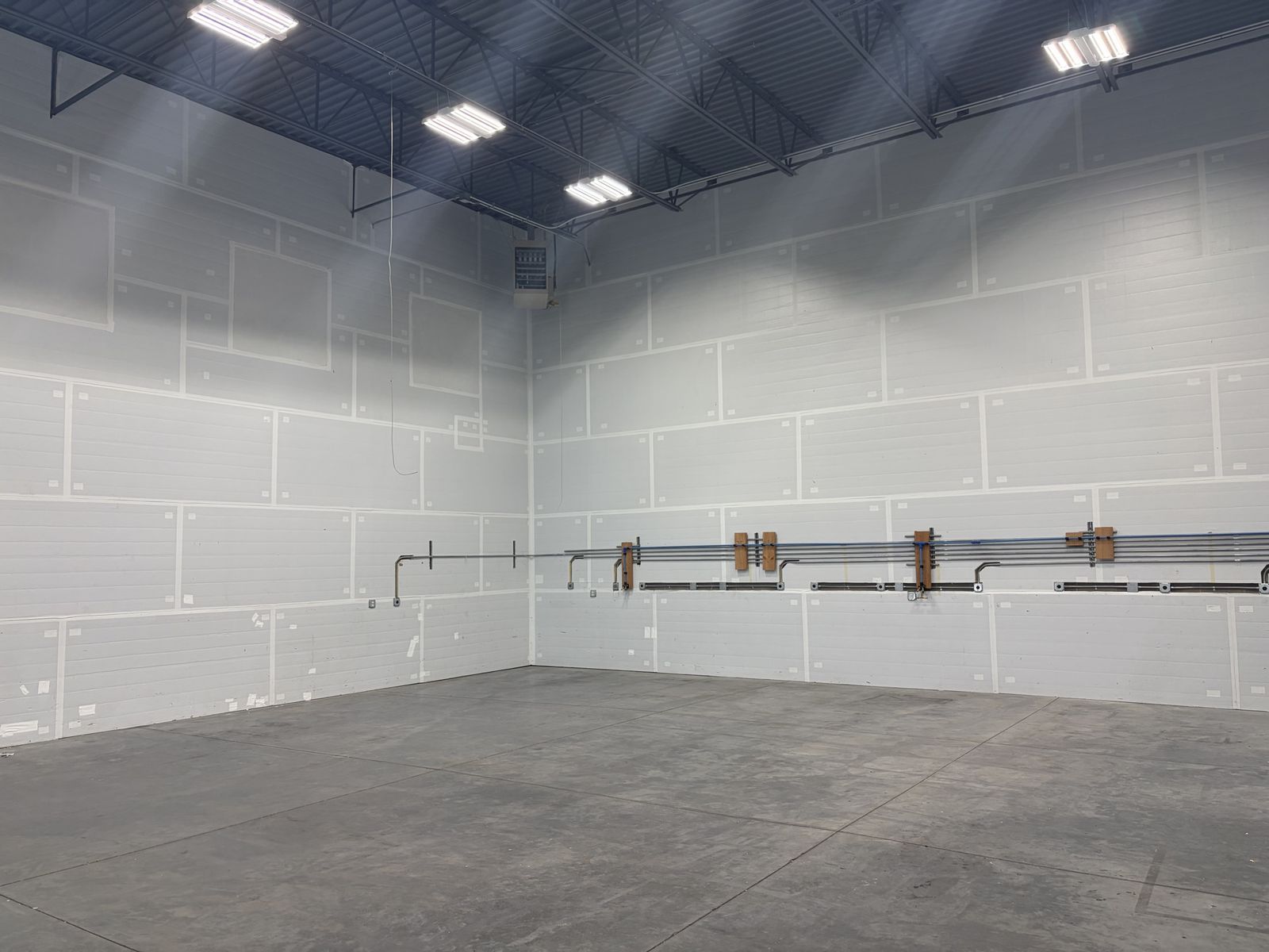 Main image 11