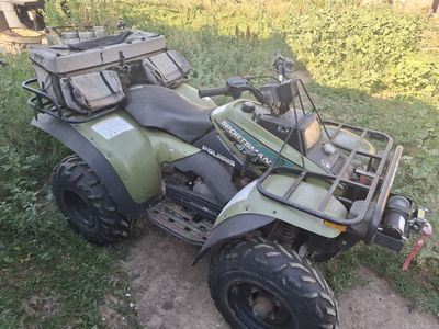 Polaris Sportsman 4x4 ATV Green Quad with Front Winch & Rear Gear Bag