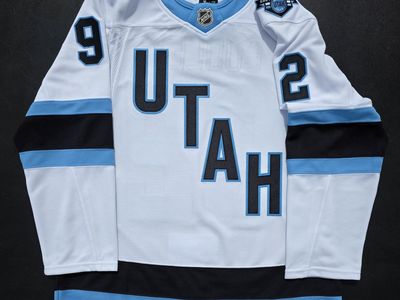 Utah Hockey Club Mammoth Logan Cooley #92 Inaugural Season Away Jersey, Fanatics Premium Size 50