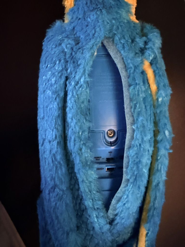 Main image 4