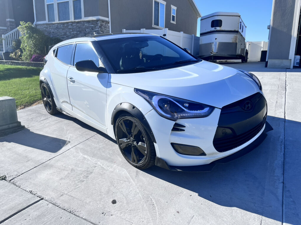 2016 Hyundai Veloster Base