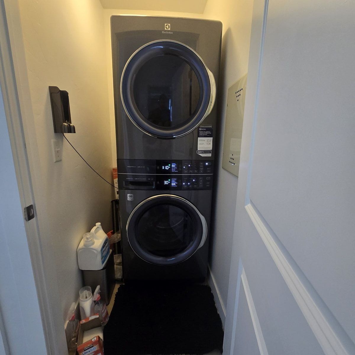 Electrolux Stacked Washer Dryer