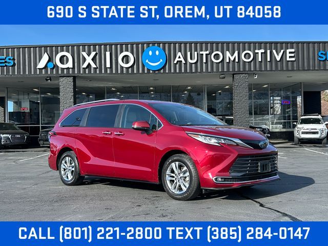 2023 Toyota Sienna Limited