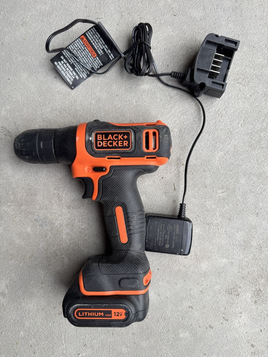 BLACK+DECKER 12V Cordless Drill Driver with 1.5Ah Lithium-Ion Battery & Charger
