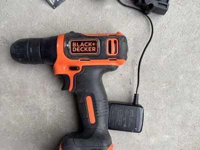 BLACK+DECKER 12V Cordless Drill Driver with 1.5Ah Lithium-Ion Battery & Charger