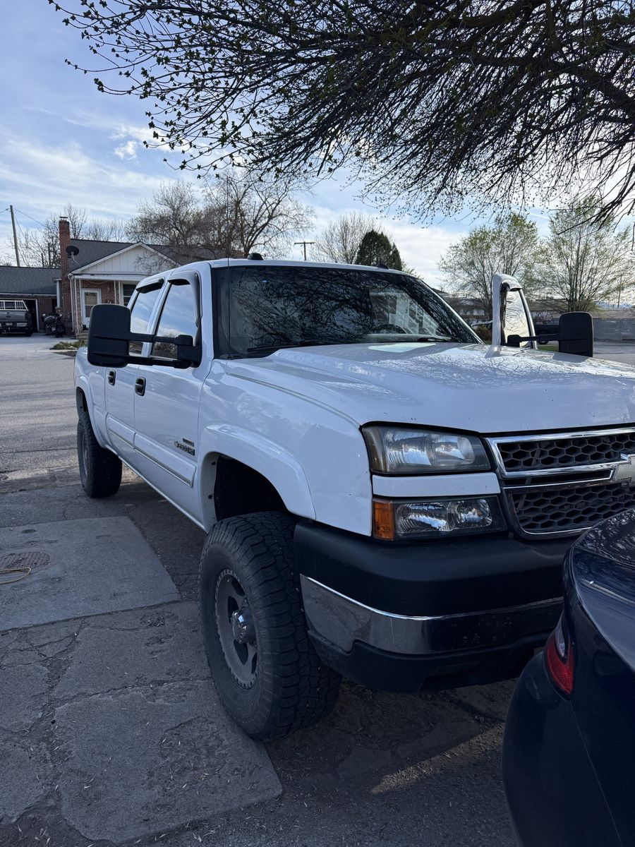 2005 CHEVROLET SILVERADO 2500HD