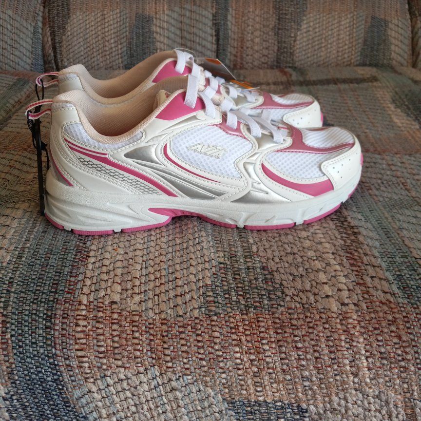 Avia woman shoes