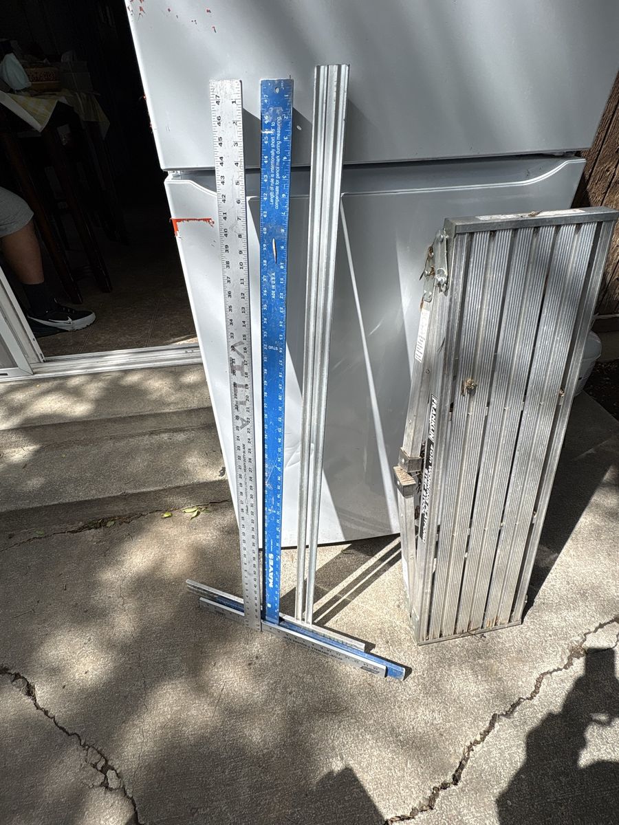 Price drop*** Drywall Benches and T-Rulers