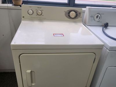GE Extra Large Capacity Electric Clothes Dryer - Almond / Bisque