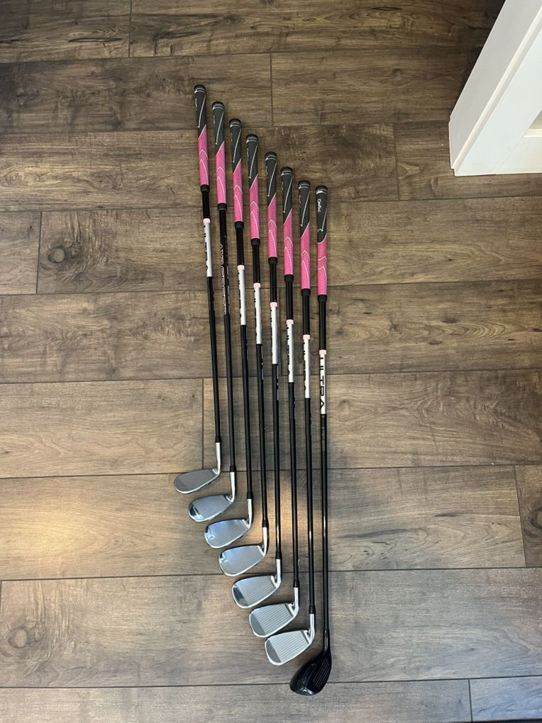 Cobra T-rail Womens Golf Clubs - Right Handed