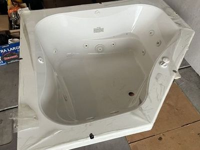 Jacuzzi jetted tub, new with water heater