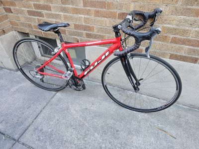 Fuji Newest 1.0 Womens Road Bike 42CM