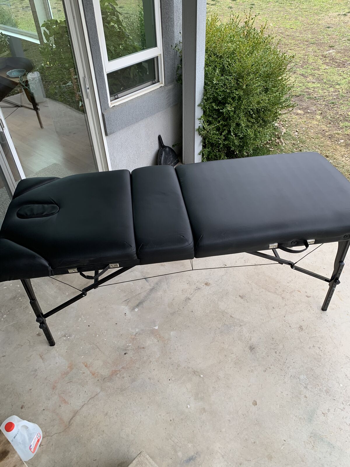 Best massage table with headrest and bolster