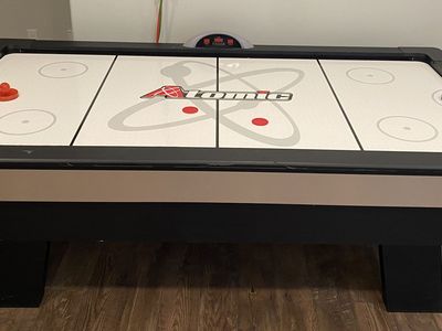 Atomic Air Hockey Game