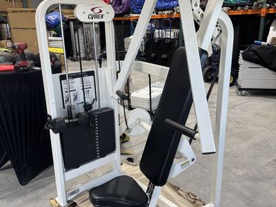 Cybex Chest Press