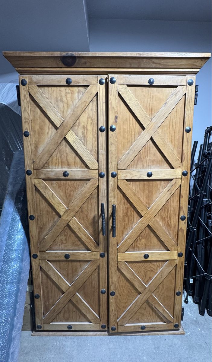 Farmhouse storage Cabinet