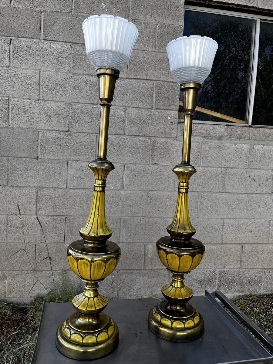Rembrandt lamp co regency mcm pair brass enamel